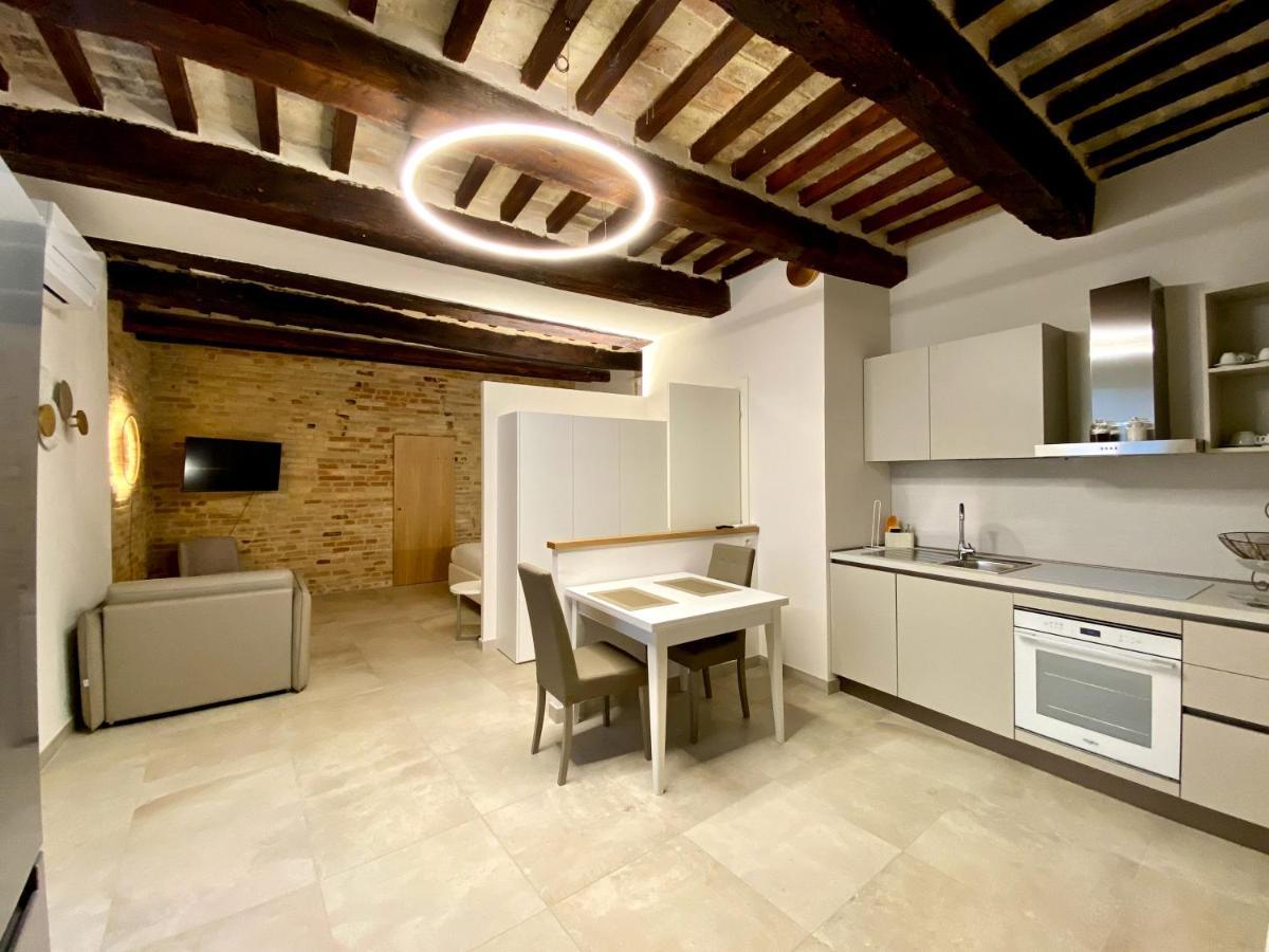מצ'רטה Palazzo Cortesi מראה חיצוני תמונה